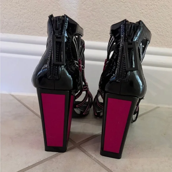 Kat Maconie Caged sandal “Jasmine” - Picture 4 of 5